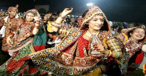 Photo Gallery of Garba Festival | Fairs and Festival in Gujarat