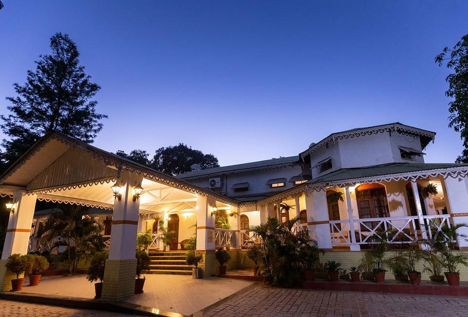 madhya pradesh tourism hotels in pachmarhi
