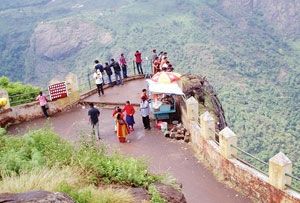 Dolphin’s Nose, Ooty