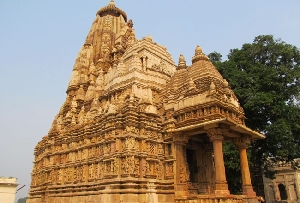 Parsvanath Temple in khajuraho